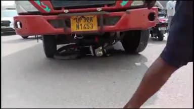 सरोजनी नगर: बिजनौर क्षेत्र में एक डीसीएम ने बाइक को मारी टक्कर, बाइक सवार घायल हुआ