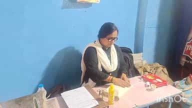 बहादुरपुर: कस्बा बहादुरपुर में खाद सुरक्षा अधिकारी लीना नायक ने सैंपल के नमूने लिए