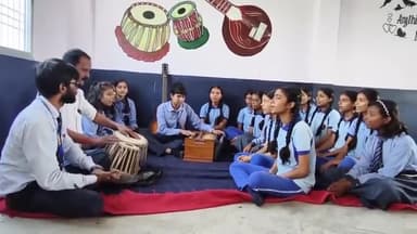 बिहार के औरंगाबाद जिले दाउदनगर के Gyan Ganga National School के बच्चों ने गाया छठ गीत | 👏❤️
#chhatpuja2024 #chhathpooja