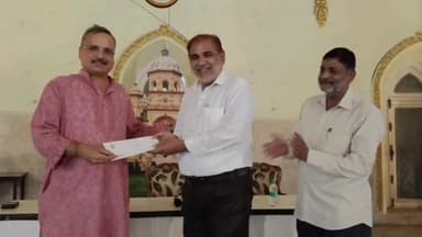 रामपुर: रज़ा लाइब्रेरी में हिन्दी पखवाड़े के उपलक्ष्य में आयोजित प्रतियोगिताओं के पुरस्कार वितरित किए गए