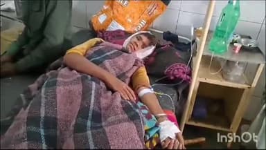 शिवपुरी नगर: पिछोर में बाइक से गिरकर दो युवक हुए घायल, एक को जिला अस्पताल में कराया गया भर्ती