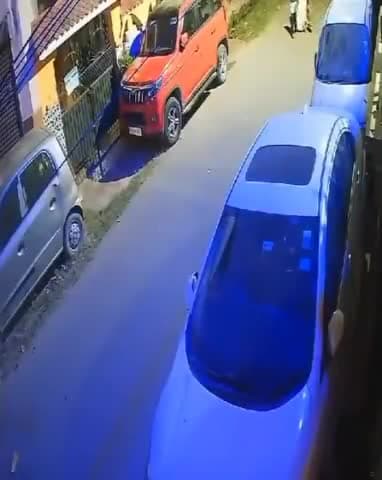 सरोजनी नगर: PGI क्षेत्र में बच्चे के साथ जा रही महिला से चेन स्नेचिंग करते आरोपी का वीडियो सोशल मीडिया पर हुआ वायरल