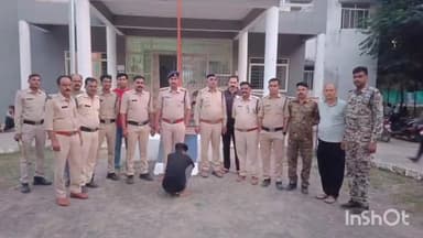 बहादुरपुर: थाना बहादुरपुर पुलिस ने ग्राम अथाई खेड़ा से 27 वर्षीय जिला बदर आरोपी को गिरफ्तार किया