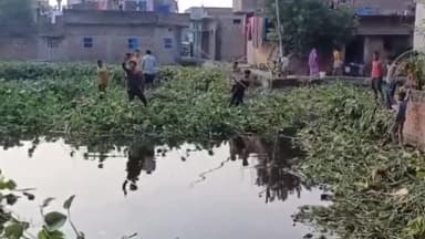 बेगूसराय: बिहार में सूर्य षष्ठी पर्व की तैयारी: बेगूसराय नगर निगम ने विभिन्न तालाबों की सफाई शुरू की