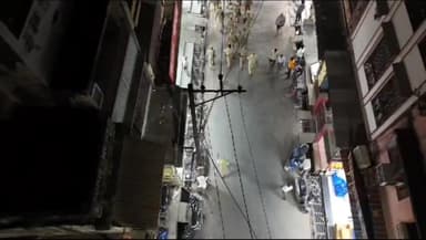 गोरखपुर: गोरखपुर में दिवाली पर्व को देखते हुए एसएसपी ने सुरक्षा का लिया जायजा, पुलिस कर्मियों को दिया भ्रमणशील रहने का निर्देश