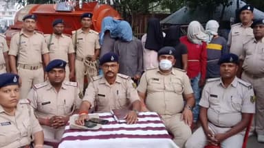 जोगापट्टी: ट्रैक्टर और हड़बा चोरी मामले में 6 लोग गिरफ्तार, चोरी की गई समान बरामद