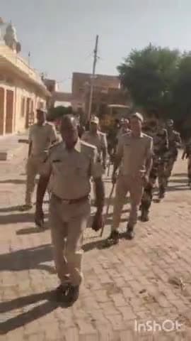 नागौर: खींवसर विधानसभा उपचुनाव को लेकर पुलिस प्रशासन और बीएसएफ के जवानों ने खींवसर विधानसभा क्षेत्र में निकाला फ्लैग मार्च