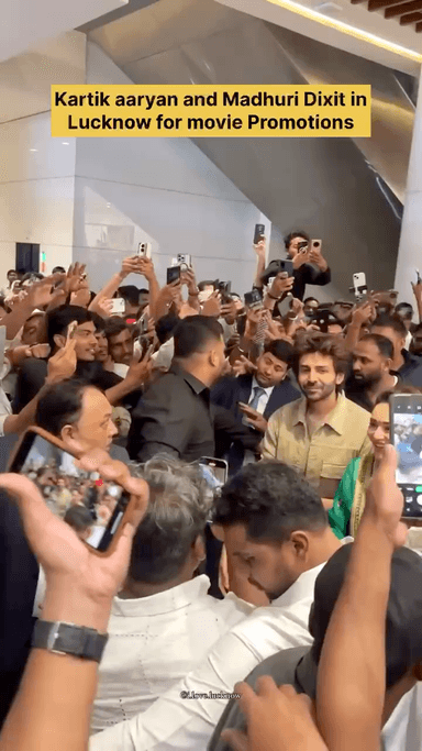 कार्तिक आर्यन पहुंचे लखनऊ @lucknowiishq