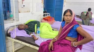 गिरिडीह: कुंडको निवासी महावीर हजाम पर कुछ लोगों ने की मारपीट, सदर अस्पताल में भर्ती