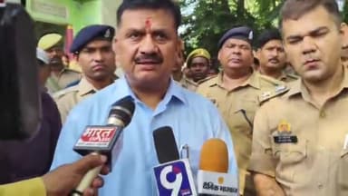 जौनपुर : कबीरुद्दीनपुर गांव में युवक की हत्या से मचा हड़कंप,DM ने घटना के जांच के दिए आदेश,डीएम डॉ. दिनेश चंद्र की बाइट-