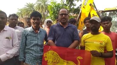 गांडेय विधानसभा क्षेत्र अंतर्गत गिरिडीह मुफ्फसिल क्षेत्र के कई गांवों में जन संपर्क अभियान चलाकर जनबल के बूते चुनाव लड़ने का ऐलान किया गया तथा लोगों से सहयोग की अपील की गई।