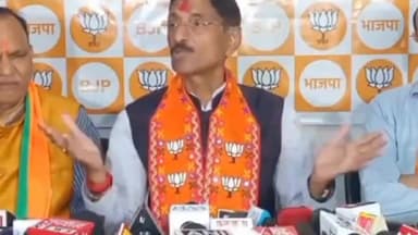 कांके: अरगोड़ा स्थित सांसद कार्यालय में केंद्रीय रक्षा राज्यमंत्री संजय सेठ ने कहा- सीएम हेमंत सोरेन ने चुनाव आयोग को ठगा है