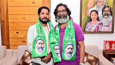 कांके: कांके रोड स्थित सीएम आवास में JLKM उम्मीदवार जेएमएम में हुए शामिल, सीएम मौजूद रहे