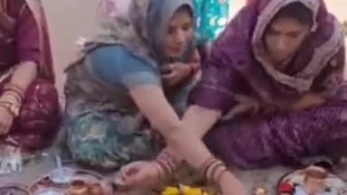 सीतामऊ: सीतामऊ में की गई गोबर से बनाए गए गोवर्धन की पूजा, महिलाओं ने की परिक्रमा और गाए गीत