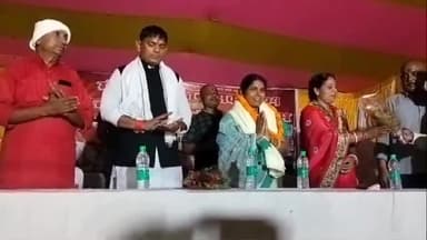 बरौनी: बरौनी प्रखंड के पिपरा देवस पंचायत में खेल मंत्री ने काली पूजा का उद्घाटन किया, मंच पर कई प्रतिनिधि मौजूद रहे