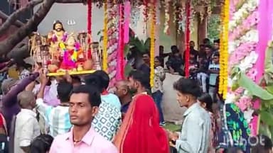 बेमेतरा: बेमेतरा जिला में विभिन्न स्थानों पर गौरा गौरी की शोभायात्रा निकली, ग्रामीणों में उत्साह देखा गया