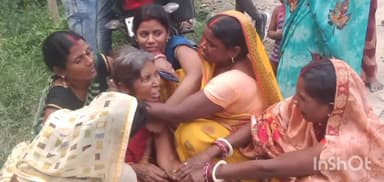 छौड़ाही: शनिवार दोपहर, शौचालय टंकी में गिरे पति को बचाने कुदी पत्नी, दोनों की मौत, महेशपुरा गांव की घटना