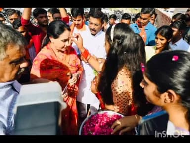 खींवसर: राजस्थान सरकार की उपमुख्यमंत्री दिया कुमारी ने आज खींवसर क्षेत्र के दौरे पर विभिन्न कार्यक्रमों में की शिरकत