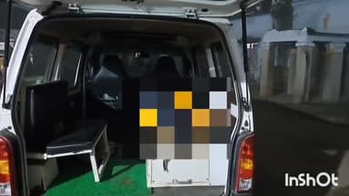 जमुई: झाझा रेलवे स्टेशन पर ट्रेन चढ़ने के दौरान गिरकर एक व्यक्ति की मौत, शव को पोस्टमार्टम के लिए सदर अस्पताल लाया गया