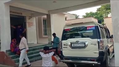 गायघाट: सेनिया गांव से मारपीट और लूटपाट के मामले में एक आरोपी गिरफ्तार, कई थानों में दर्ज हैं मामले