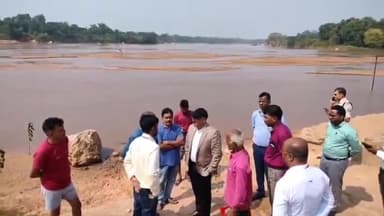 सिमडेगा: गरजा स्थित संगम तट पर डीसी और एसपी ने छठ घाट का किया निरीक्षण, आवश्यक दिशा-निर्देश दिए