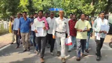 ବରଗଡ ସଦର: ଭଟଲି ବ୍ଲକ କୃଷକ ସଙ୍ଗଠନ ଓ ବାରପାହାଡ଼ କୃଷକ ସଙ୍ଗଠନ ପକ୍ଷରୁ ଜିଲ୍ଲାପାଳଙ୍କ କାର୍ଯ୍ୟାଳୟରେ ଦାବିପତ୍ର ପ୍ରଦାନ