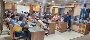 କୋଦଳା: କବିସୂର୍ଯ୍ୟନଗର ବ୍ଲକ ରେ ମନରେଗା କର୍ମ ନିଯୁକ୍ତି ରେ ଶ୍ରମ ଅଟକଳ ପାଇଁ ପ୍ରସ୍ତୁତି ବୈଠକ