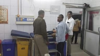 मुगलसराय: बबुरी में दो वर्षीय बच्ची को अज्ञात जहरीले जंतु ने काटा, चिकित्सकों ने उसे मृत घोषित किया