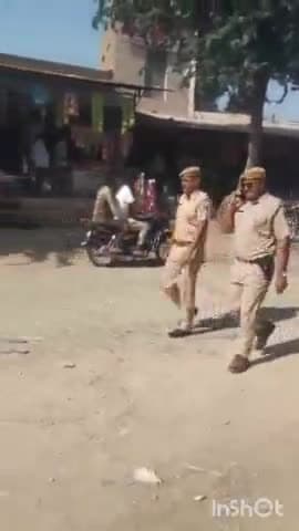 नागौर: खींवसर विधानसभा उपचुनाव को लेकर पुलिस प्रशासन ने खींवसर के ग्रामीण क्षेत्रों में निकाला फ्लैग मार्च