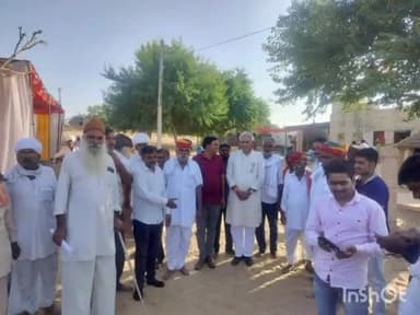 खींवसर: राजस्थान सरकार के किसान आयोग अध्यक्ष सीआर चौधरी खींवसर क्षेत्र के दौरे पर, विभिन्न कार्यक्रमों में शामिल हुए