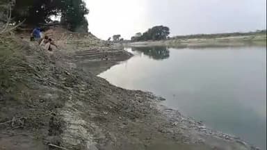 चेरिया बरियारपुर: प्रखंड क्षेत्र में छठ पर्व की तैयारियां पूरी, स्थानीय लोगों ने छठ घाटों को सजाया