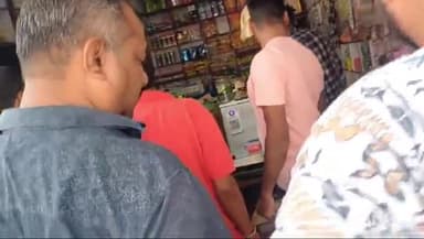 ब्यौहारी: सुखा तिराहा में किराना दुकान का शटर तोड़कर हुई हजारों की चोरी, पुलिस कर रही जांच