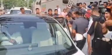 पटना ग्रामीण: लोक गायिका शारदा सिन्हा के आवास पर अंतिम दर्शन के लिए पहुंचे सीएम नीतीश कुमार