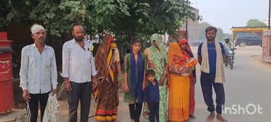 धौलपुर: पुलिस अधीक्षक कार्यालय पर आरोपियों की गिरफ्तारी की गुहार लगाई गई