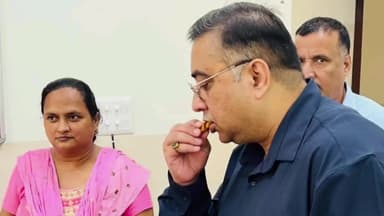 ਐਸਏਐਸ ਨਗਰ ਮੁਹਾਲੀ: ਪੰਜਾਬ ਰਾਜ ਖੁਰਾਕ ਕਮਿਸ਼ਨ ਦੇ ਮੈਂਬਰ ਵਿਜੇ ਦੱਤ ਨੇ ਬਲਾਕ ਡੇਰਾਬਸੀ ਦੇ ਸਰਕਾਰੀ ਸਕੂਲਾਂ ਅਤੇ ਆਂਗਣਵਾੜੀ ਕੇਂਦਰਾਂ ਦਾ ਕੀਤਾ ਨਿਰੀਖਣ