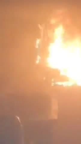 कानपुर: किदवई नगर स्थित गायत्री मंदिर में लगी भीषण आग, कड़ी मशक्कत के बाद पाया गया काबू