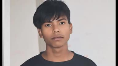 लोहरदगा: ऊपर कोचा में युवक ने फांसी लगाकर की आत्महत्या, सदर अस्पताल में किया गया पोस्टमार्टम