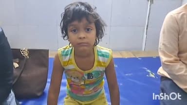 जमुई: क्यूल रेलवे स्टेशन पर भटक रही 5 वर्षीय बच्ची को रेल पुलिस ने बरामद कर चाइल्ड लाइन के हवाले किया, पहचान की जा रही है