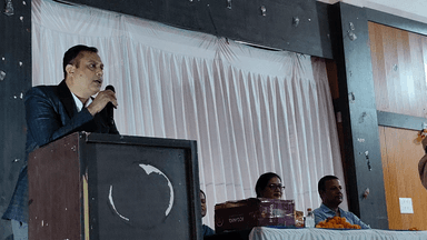 दिनांक 4/11/2024  को  उत्कृष्ट विद्यालय कटनी में विधिक प्राधिकरण सचिव श्रीमान निलेश जरेती जी एवं विधिक प्राधिकरण अधिकारी अनुज चांसोरिया जी के निर्देश अनुसार विधिक जागरूकता एवं निबंध प्रतियोगिता कराया गया पीएलवीश्रीमती आराधना तिवारी  द्वारा