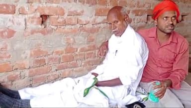 नुआंव: मुख्यमंत्री के चुनावी कार्यक्रम में जाने के दौरान बसवरिया के पास दो स्कॉर्पियो में हुई  टक्कर, दो लोग घायल