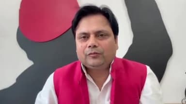 सरोजनी नगर: एएमयू में आरक्षण के मुद्दे पर मुख्यमंत्री के बयान को लेकर सपा नेता फखरुल हसन चांद ने साधा निशाना