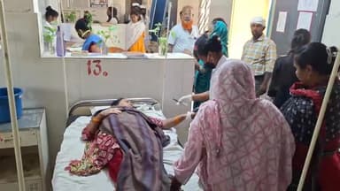 सिमडेगा: सिमडेगा के कोंनमेंजरा गांव में पति ने पत्नी को पीटकर कीटनाशक पिलाया, महिला अस्पताल में भर्ती