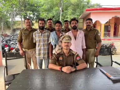 मुगलसराय: सिंघीताली पुल के समीप हाईवे पर पुलिस ने 15 गोवंशों के साथ तीन गौ तस्करों को किया गिरफ्तार
