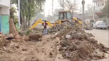 पन्ना: पन्ना नगर के बाईपास रोड पर रानी बाग टगरा में प्रशासन ने अतिक्रमण हटाया, विवाद करने वाले दो लोगों को जेल भेजा