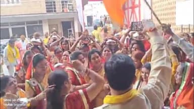 मथुरा: अखिल भारतीय कायस्थ महासभा ने मसानी चौराहा से चित्रकूट तक महिलाओं ने निकाली चित्रगुप्त महाराज की कलश जयंती