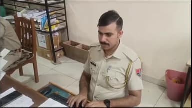 सरदारशहर: रामदेव कॉलोनी के पास पुलिस ने कार्रवाई करते हुए 32 पव्वे अवैध शराब और 12 बियर के साथ एक व्यक्ति को किया गिरफ्तार