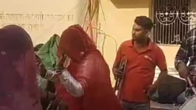 पवई: पन्ना जिले के किशोर जी मंदिर में देवउठनी एकादशी पर धूम, तुलसी विवाह पर बैंड बाजा की धुन पर नाचे लोग