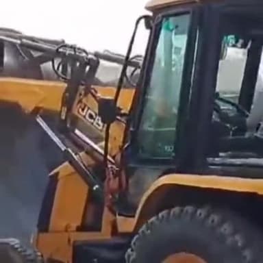 कानपुर: केडीए ने शताब्दी नगर और महावीर विस्तार योजना में हो रहे अवैध अतिक्रमणों पर चलाए बुलडोजर