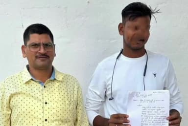 मुगलसराय: थाना साइबर क्राइम पुलिस टीम ने ठगी के शिकार परोरवा निवासी राहुलपति के ₹4000 कराए वापस