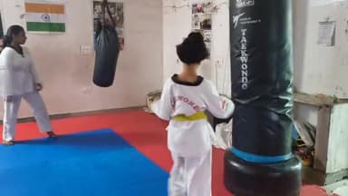 सीखें जूडो कराटे ताइक्वांडो आत्मरक्षा प्रवेश प्रारंभ पंखा सर्किल चूरू संपर्क 8949454445 @churuvision @churulive #viral